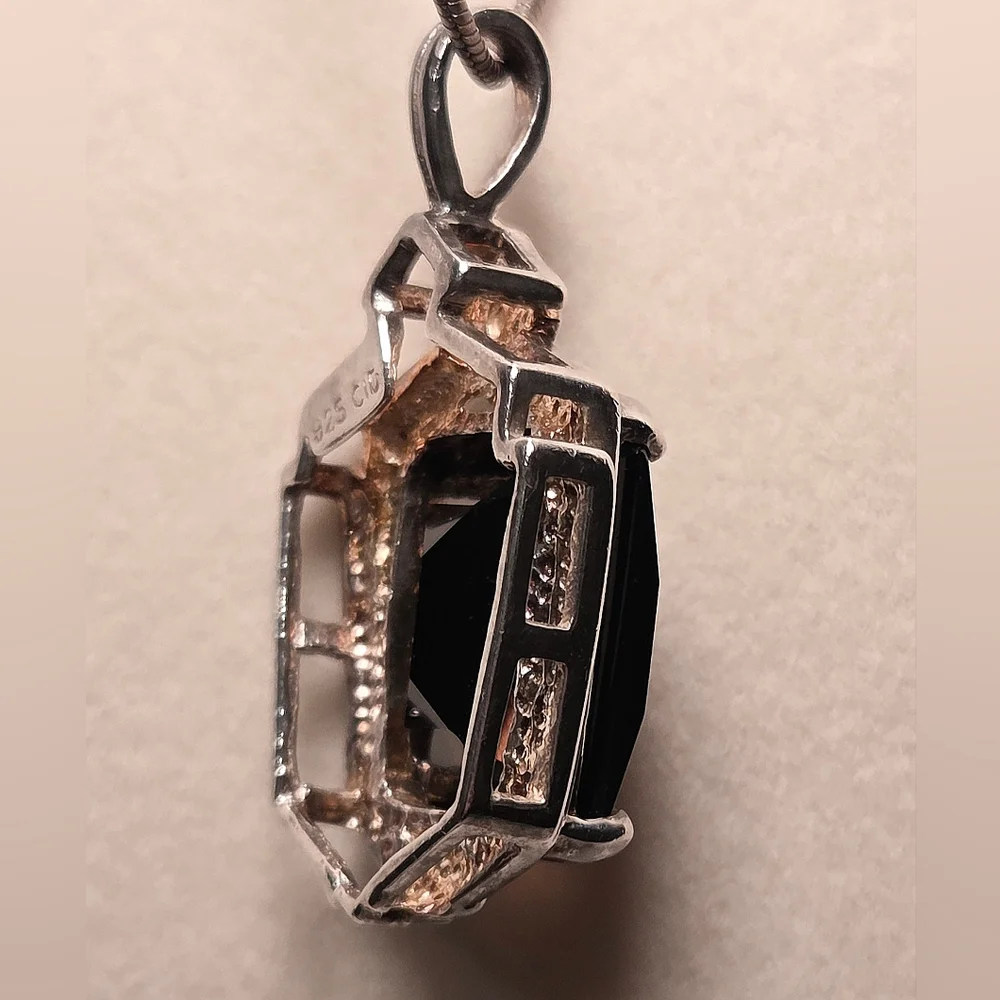 Smokey Quartz Pendant on Silver Snake Chain - Picture 4 of 4